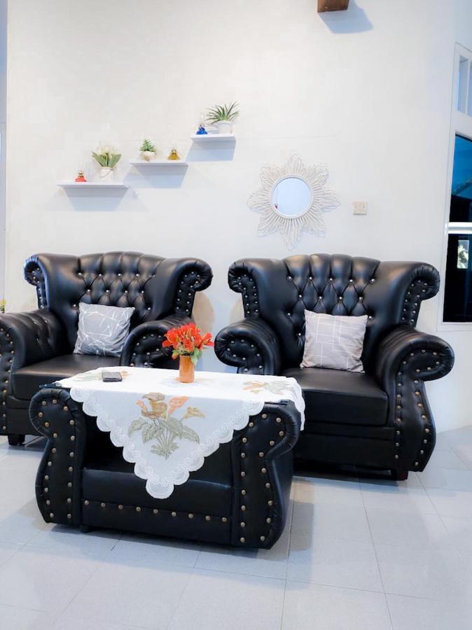 Twentynine Homestay Banyuwangi  Exteriér fotografie
